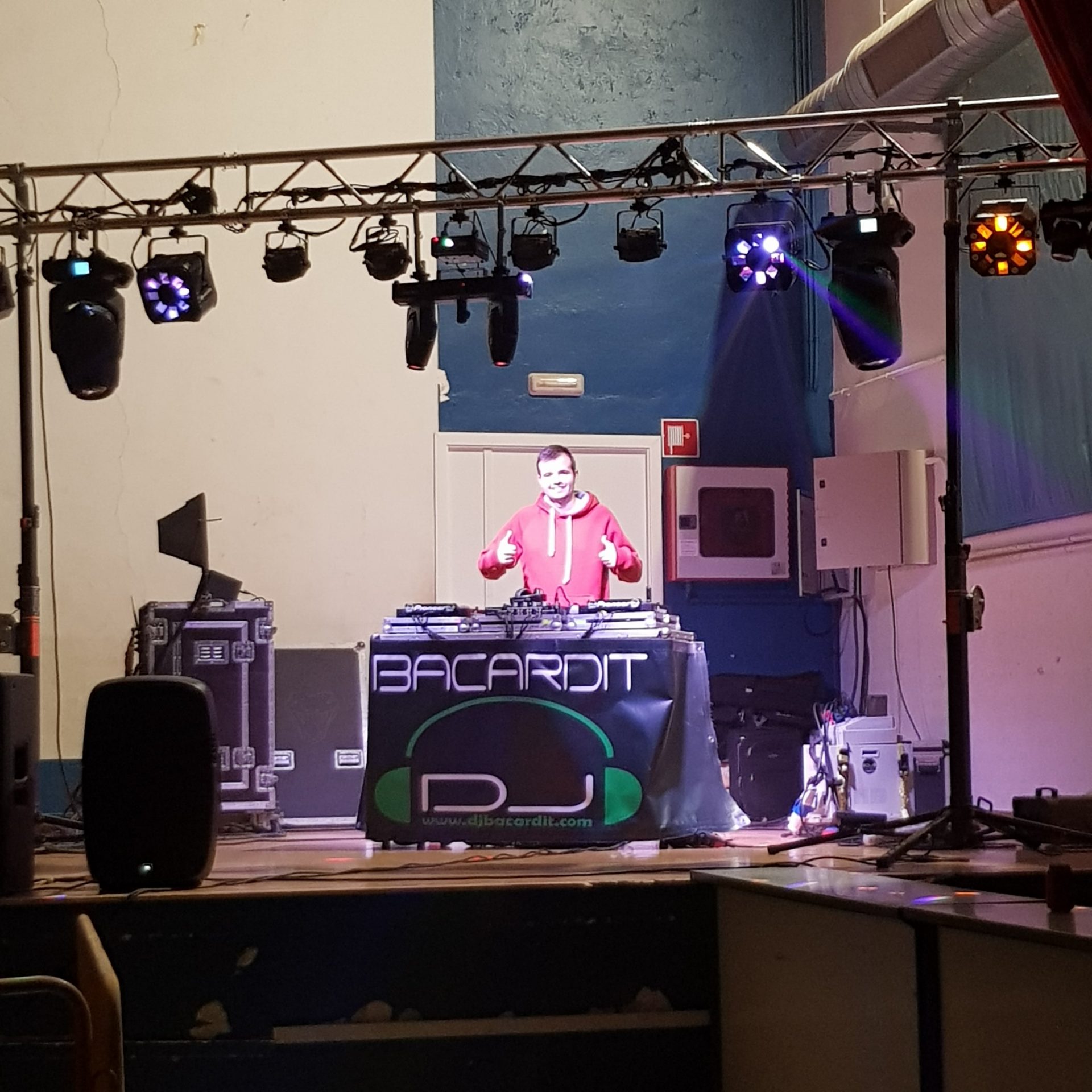 DJ para Fiestas a Domicilio
