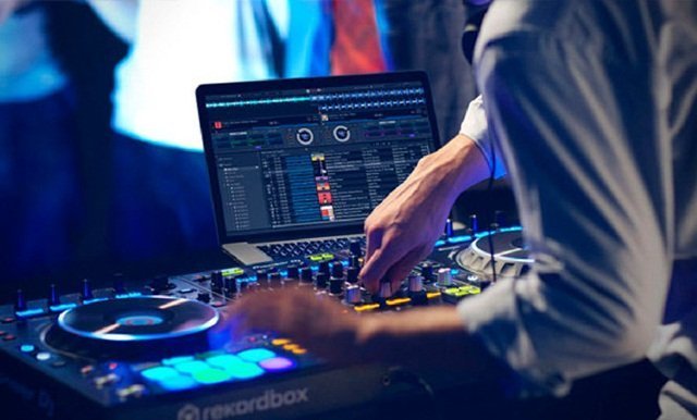 Fiesta DJ TikTok para Comuniones